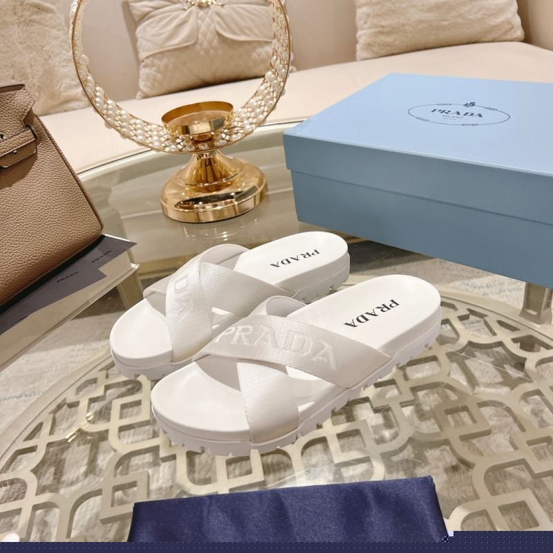 Pra*a slippers